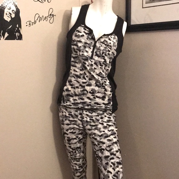 EUC-ACX SPORT- 2 piece outfit (Lg&M) - Picture 1 of 8